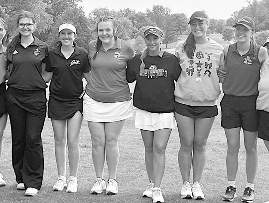 Boys golf closes out season