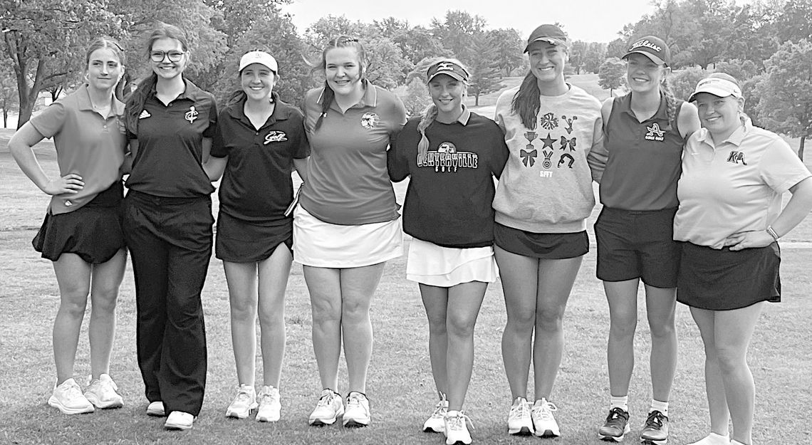 Boys golf closes out season