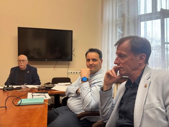 Filia nr 6 MBP nadal budzi emocje. "Zniszczyli dobrze funkcjonującą instytucję" – gorąca dyskusja na komisji kultury