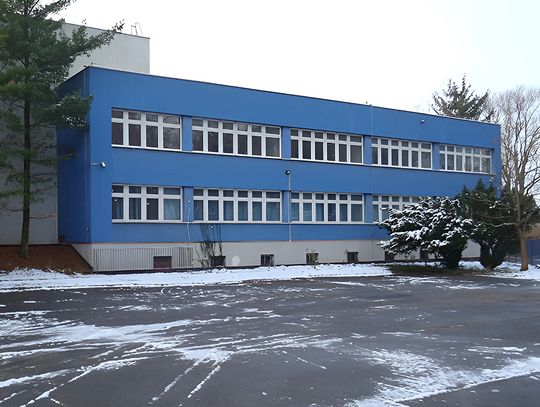 Kolejny raz fiasko! Co dalej z budynkiem po PKO w Chojnicach?