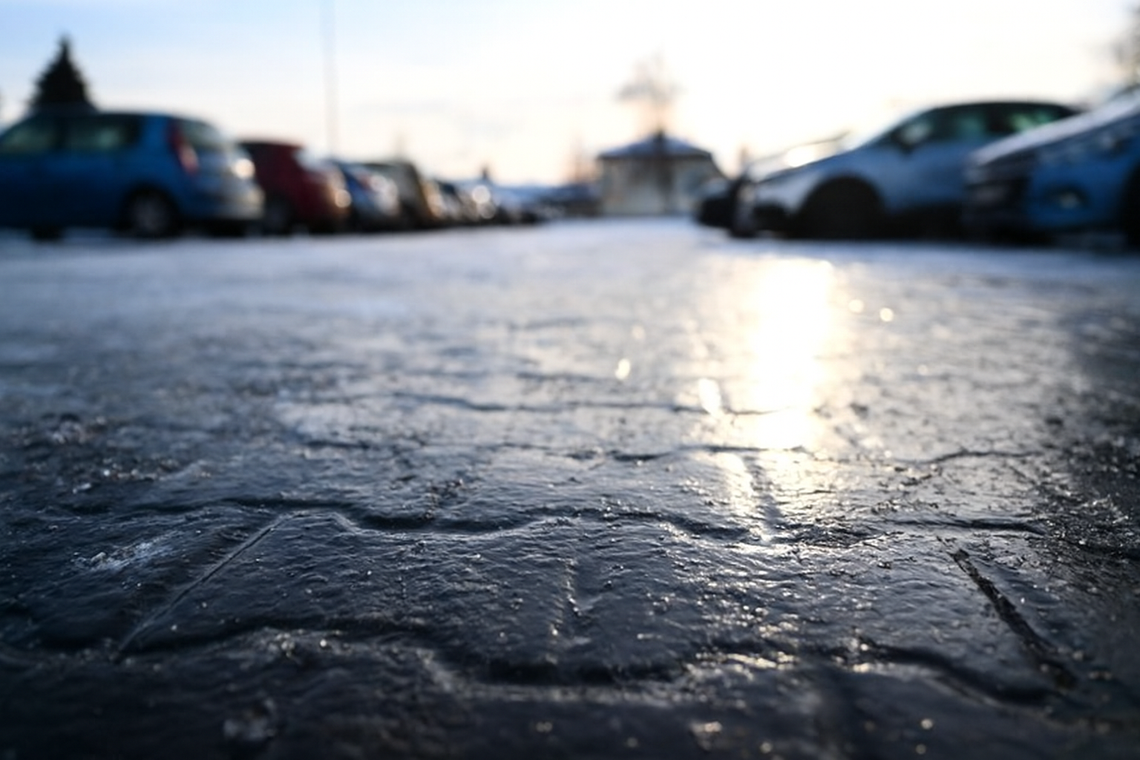 13 połamanych. Burmistrz Chojnic zaprasza do urzędu