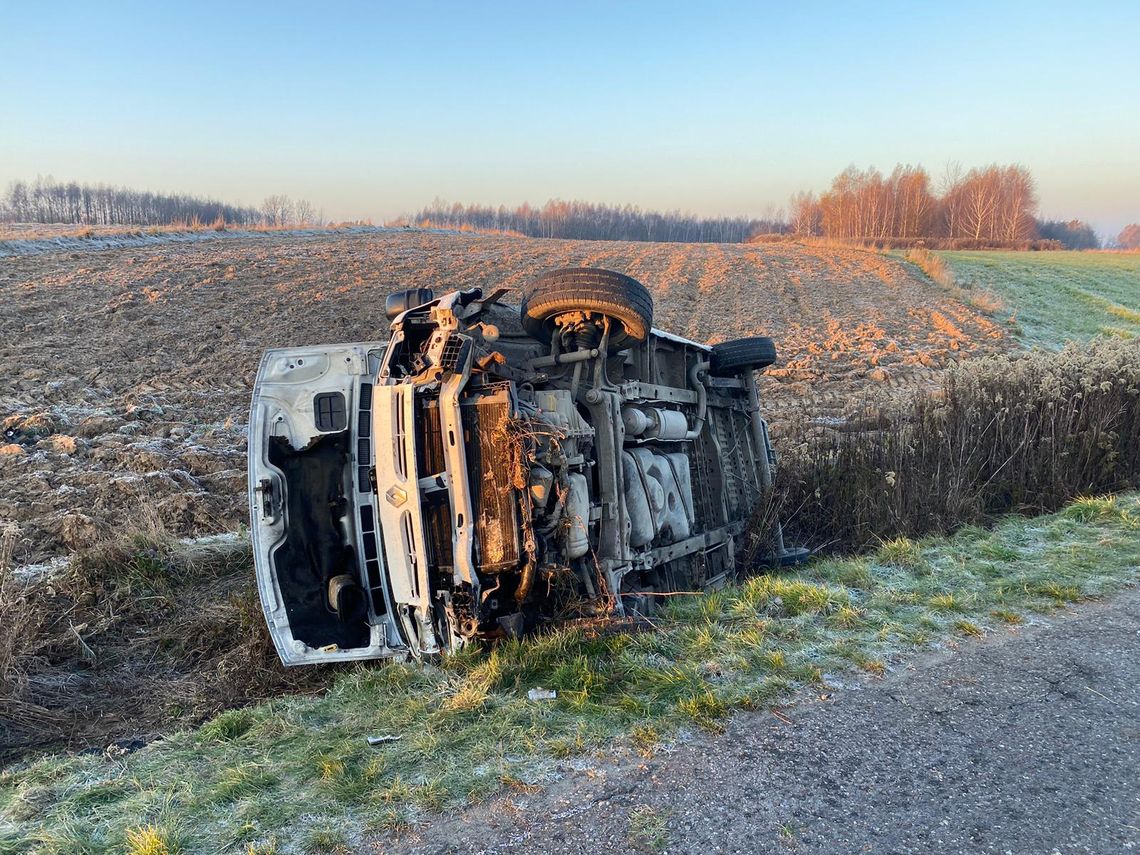 Wypadek busa z niepełnosprawnymi dziećmi pod Tarnowem