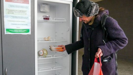 Sposoby na oszczędzanie w Warszawie. Jak żyć na poziomie i nie zbankrutować?