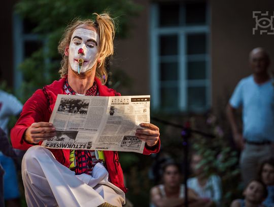 to jest domyślny tytuł całej galerii zdjęć - wyświetlany przy każdym zdjęciu